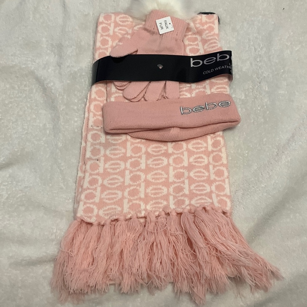 Bebe cold weather gift set